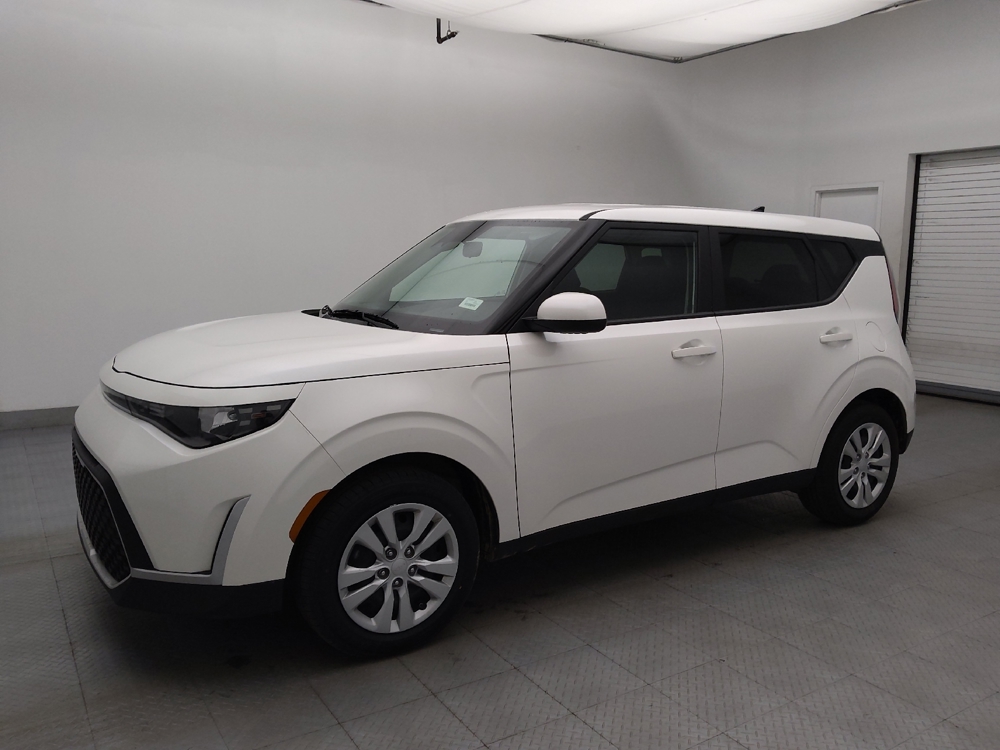 2025 Kia Soul LX - Photo 2