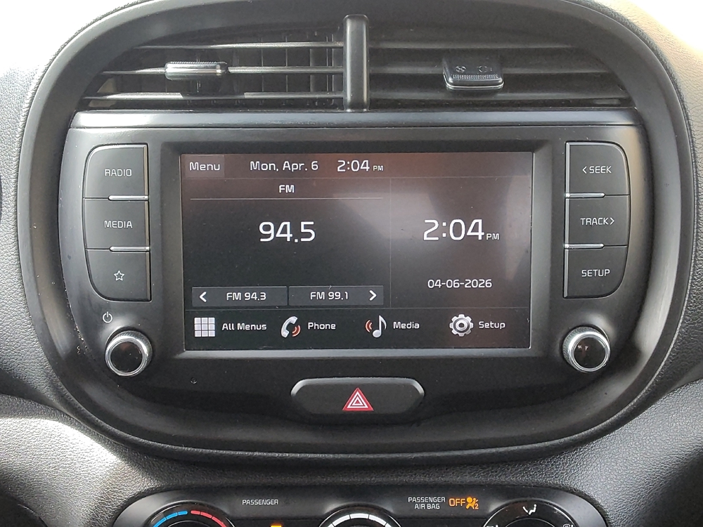 2025 Kia Soul LX - Photo 19