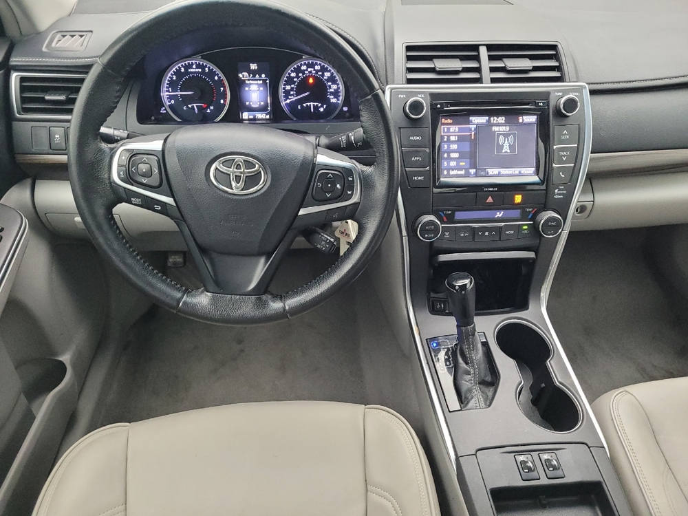 2016 Toyota Camry XLE - Photo 17