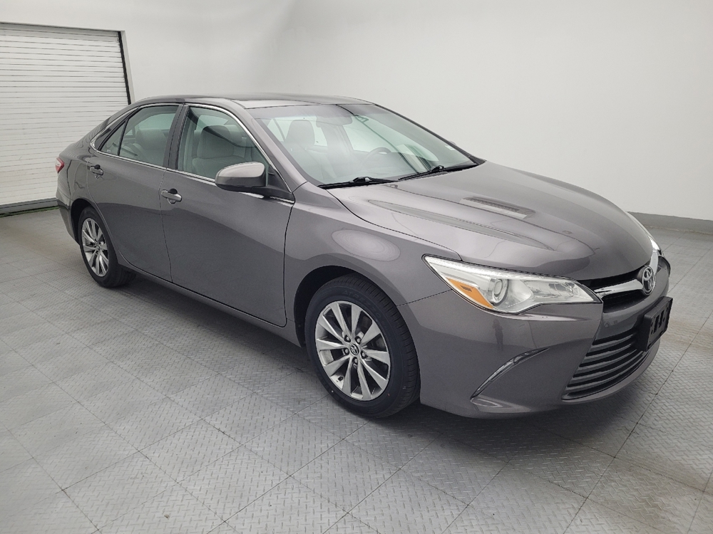 2016 Toyota Camry XLE - Photo 9
