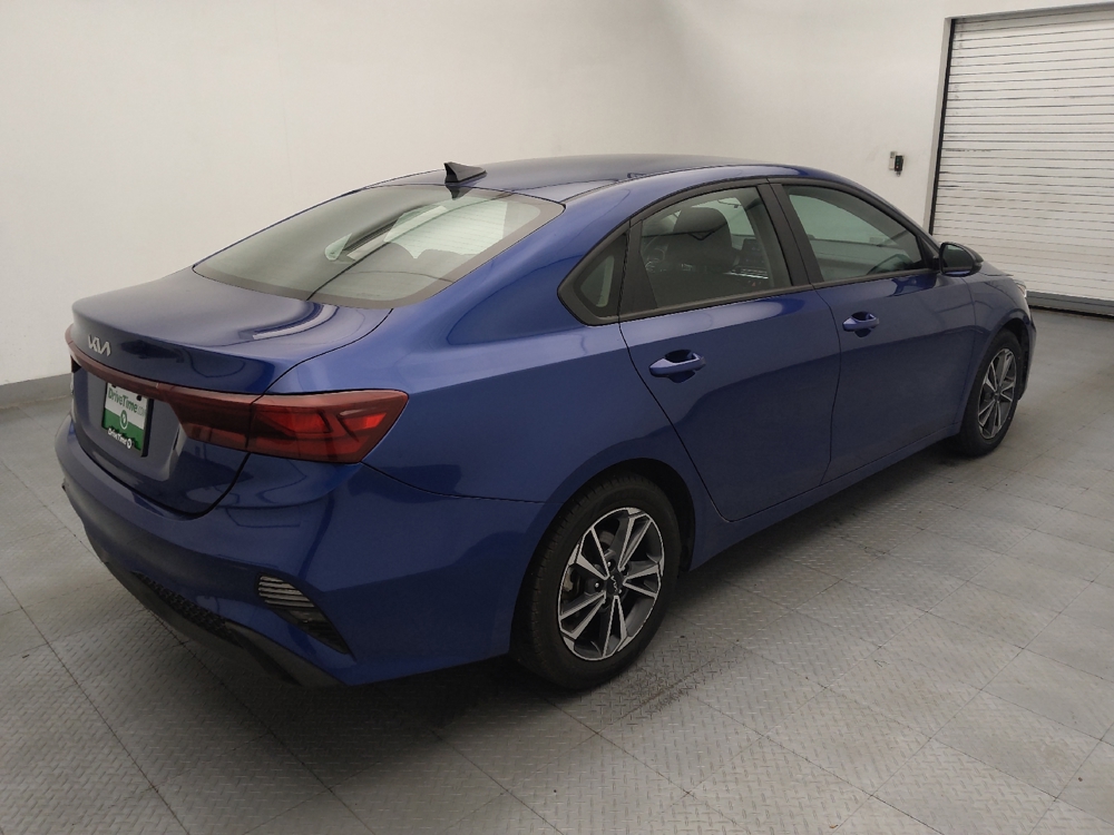 2022 Kia FORTE LXS - Photo 8