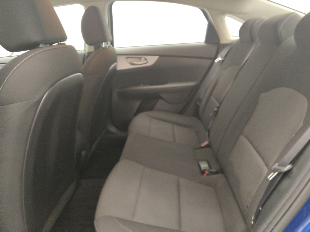 2022 Kia FORTE LXS - Photo 14