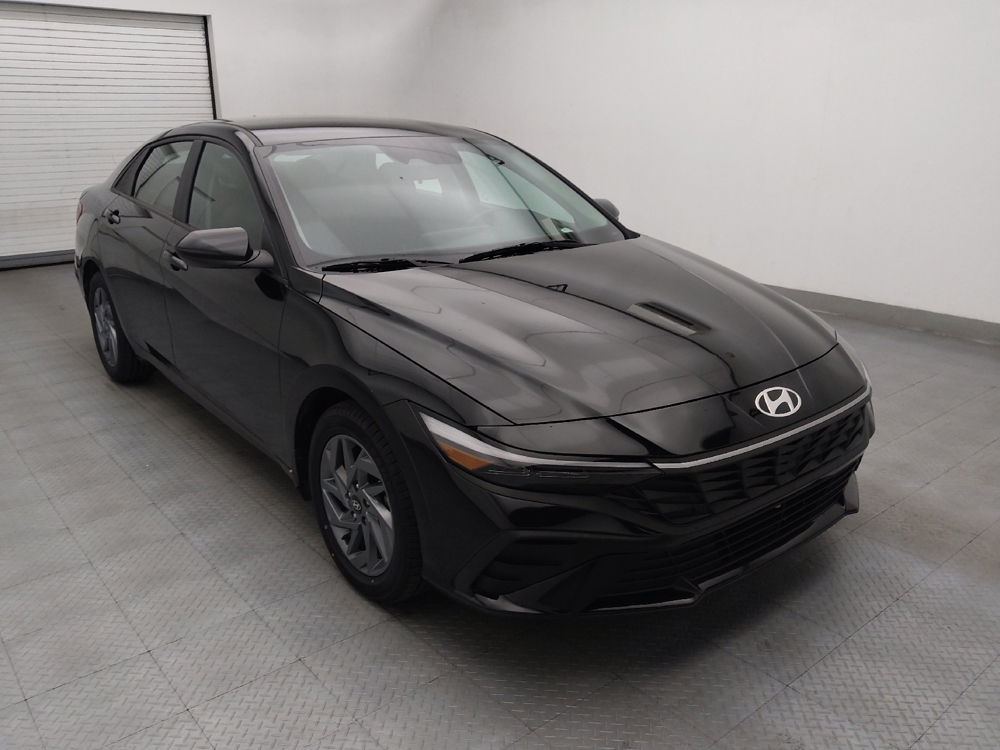 2024 Hyundai Elantra Blue - Photo 10