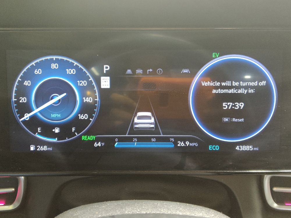2024 Hyundai Elantra Blue - Photo 18