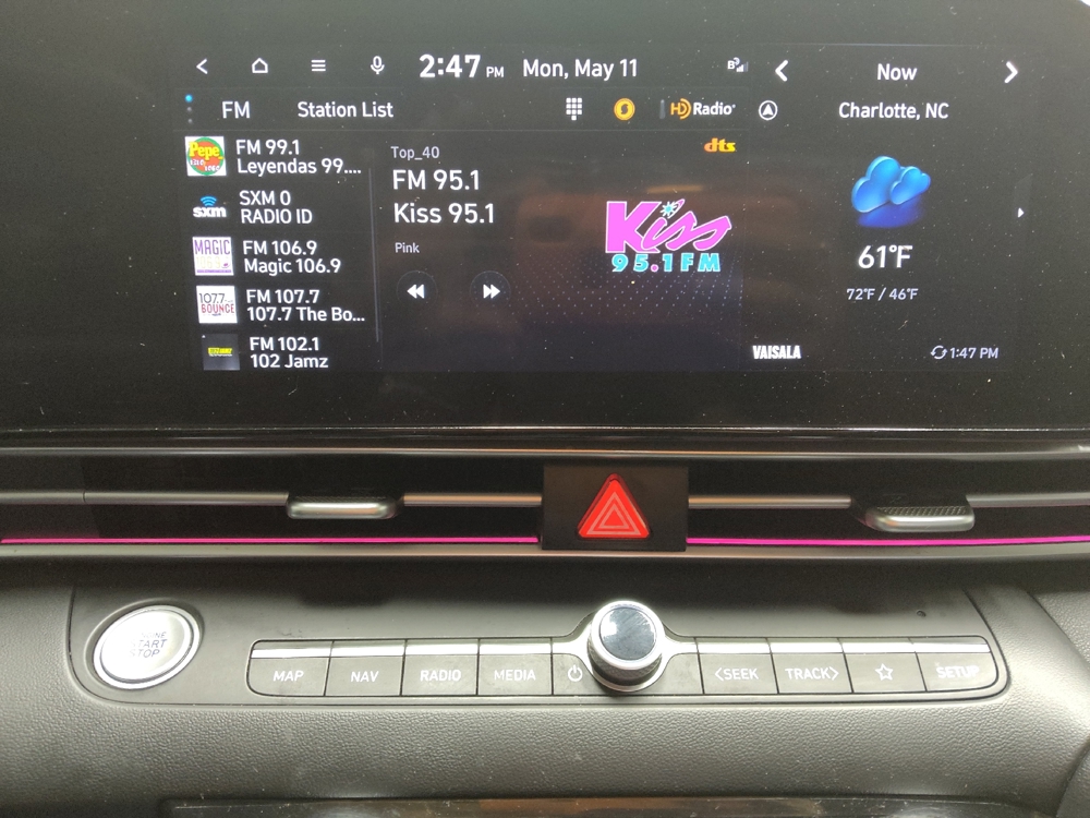 2024 Hyundai Elantra Blue - Photo 19