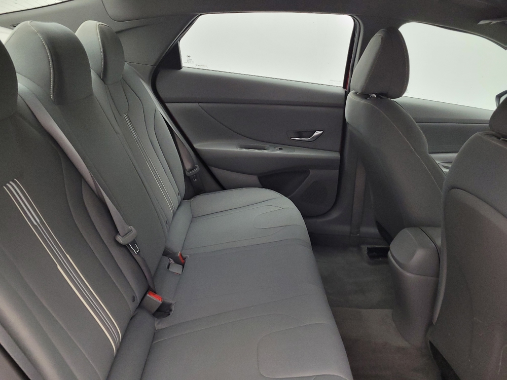 2023 Hyundai Elantra SEL - Photo 15