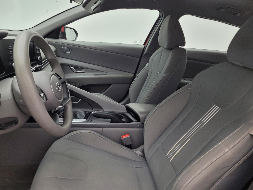 2023 Hyundai Elantra SEL - Photo 13