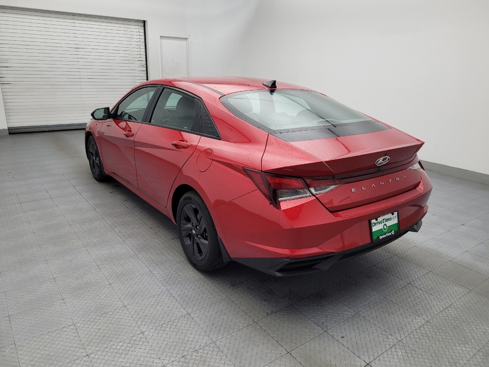 2023 Hyundai Elantra SEL - Photo 4