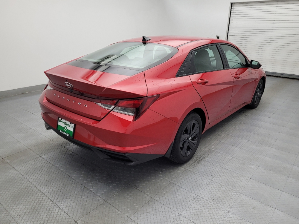 2023 Hyundai Elantra SEL - Photo 7