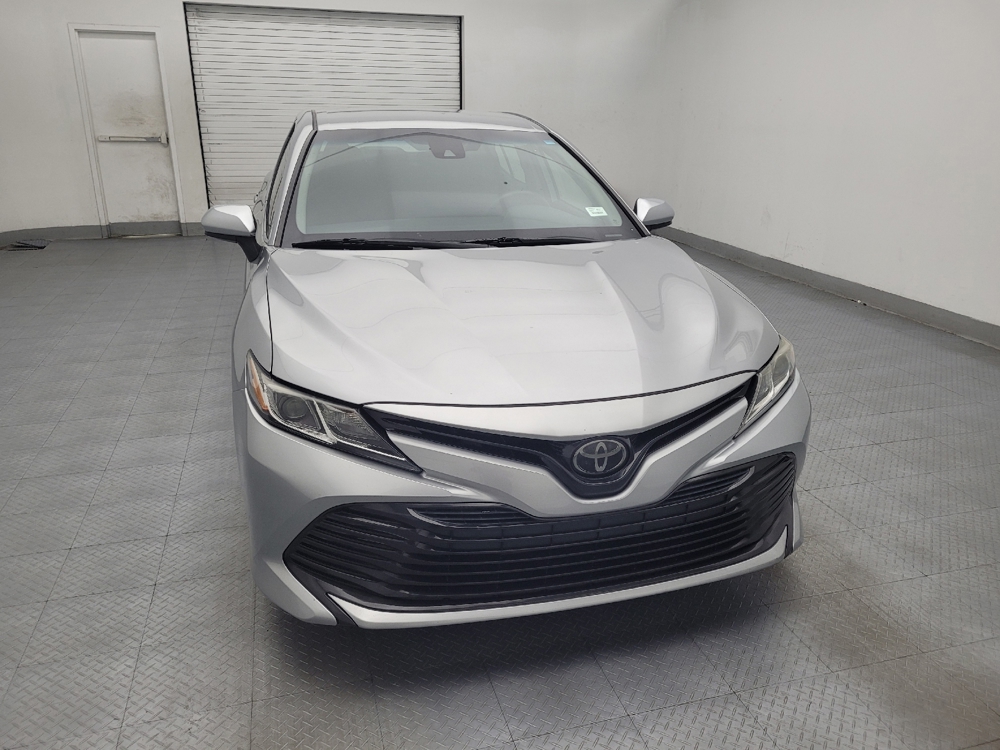 2019 Toyota Camry LE - Photo 11