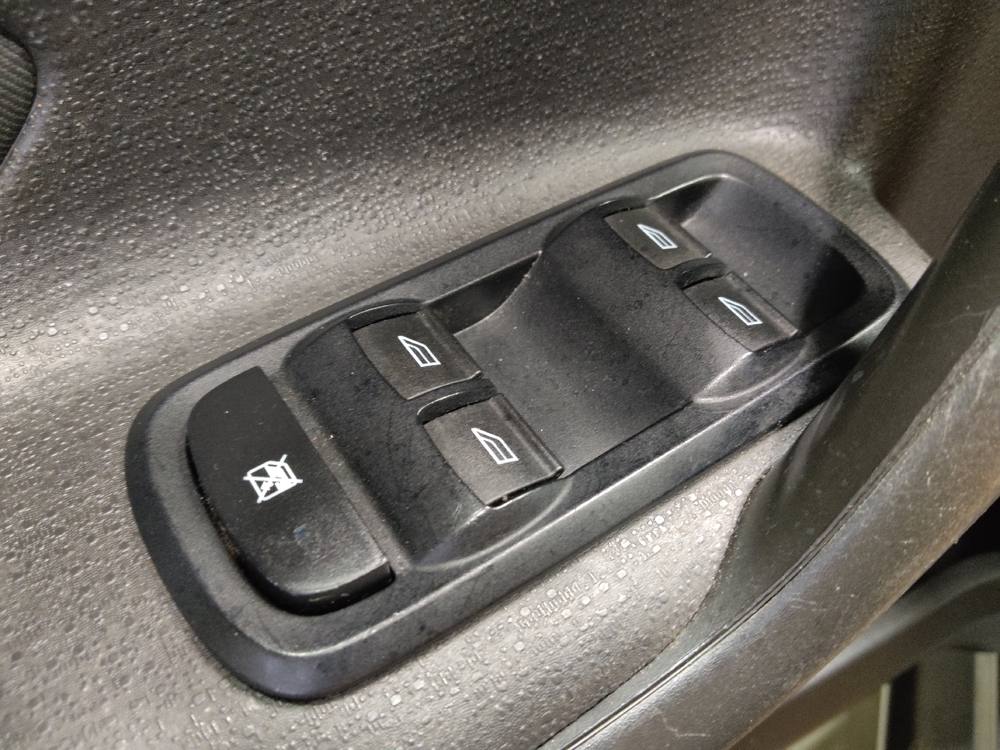 2018 Ford Fiesta SE - Photo 21