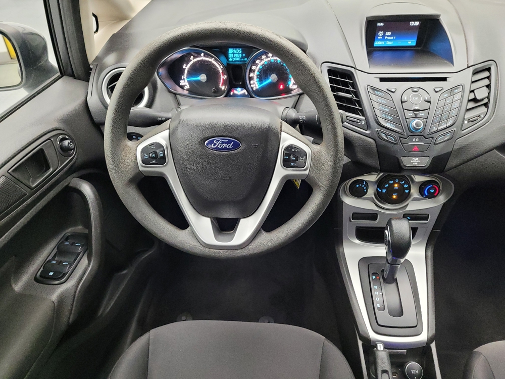 2018 Ford Fiesta SE - Photo 17