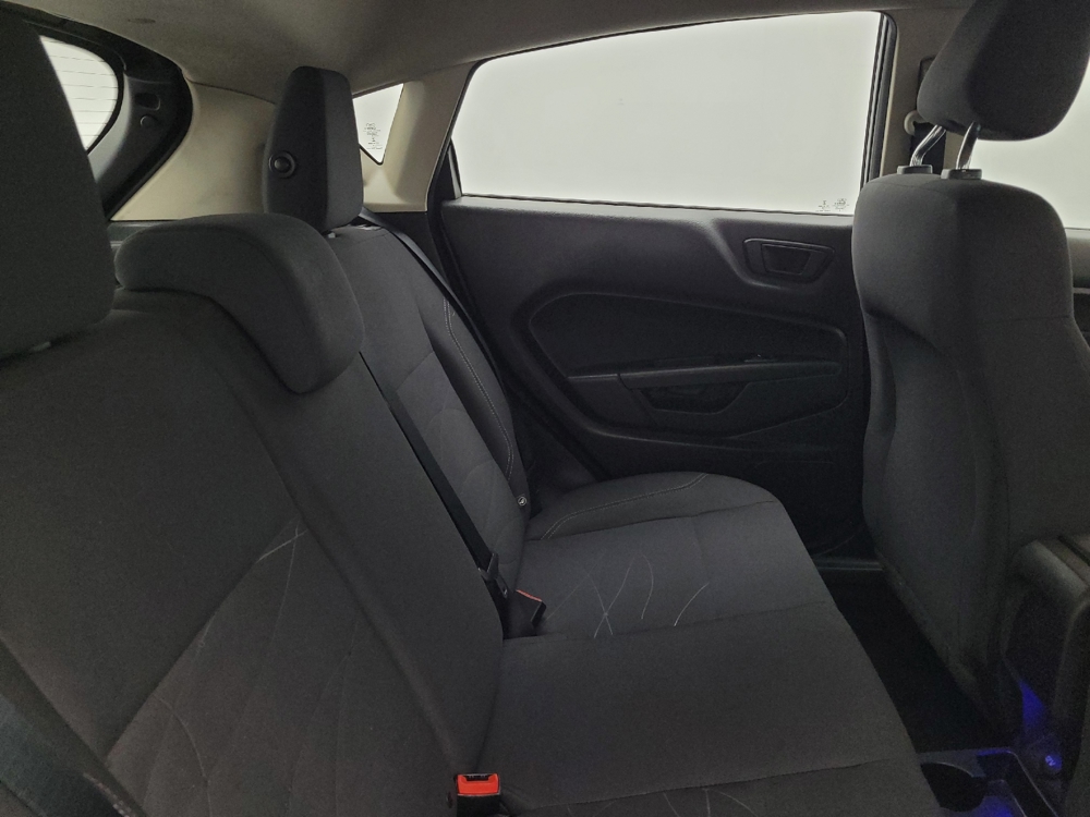 2018 Ford Fiesta SE - Photo 15
