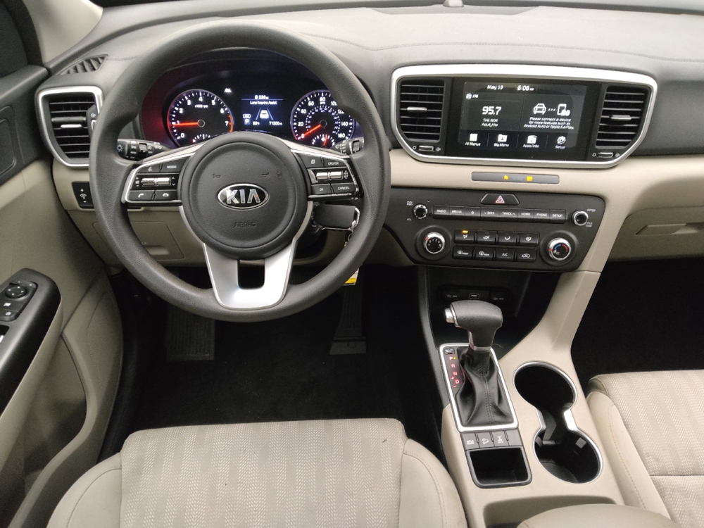 2021 Kia Sportage LX - Photo 17