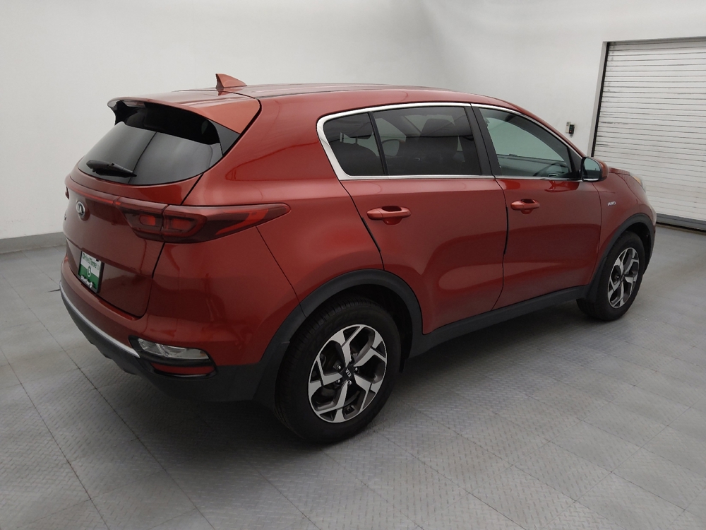 2021 Kia Sportage LX - Photo 8