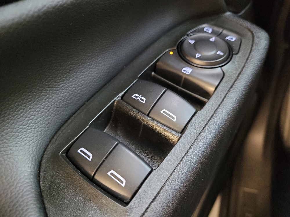 2024 Chevrolet Equinox LT - Photo 21