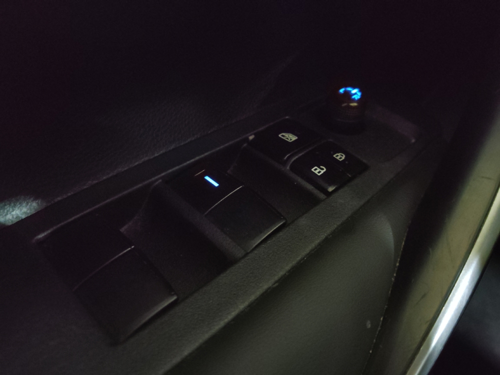 2022 Toyota Corolla XSE - Photo 21