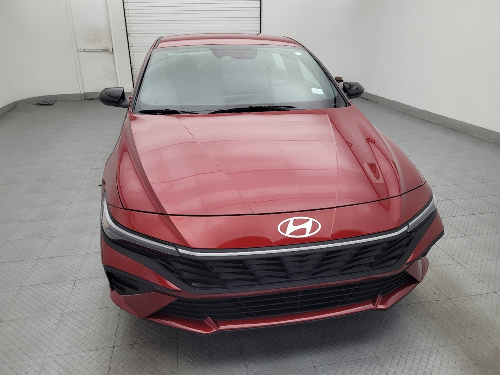 2025 Hyundai Elantra SEL - Photo 11
