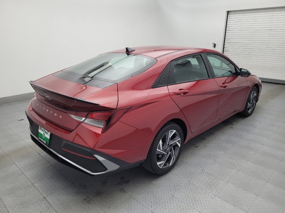 2025 Hyundai Elantra SEL - Photo 8