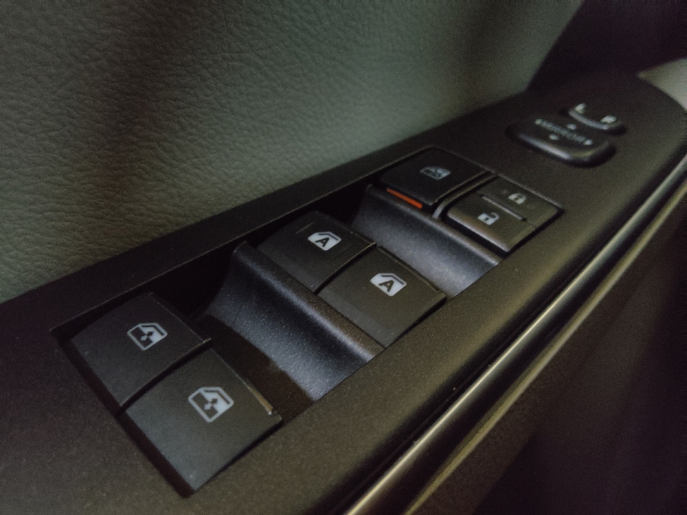 2016 Toyota Camry Special Edition - Photo 21