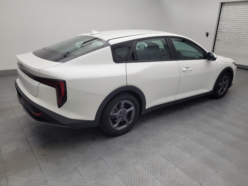 2025 Kia K4 LXS - Photo 8