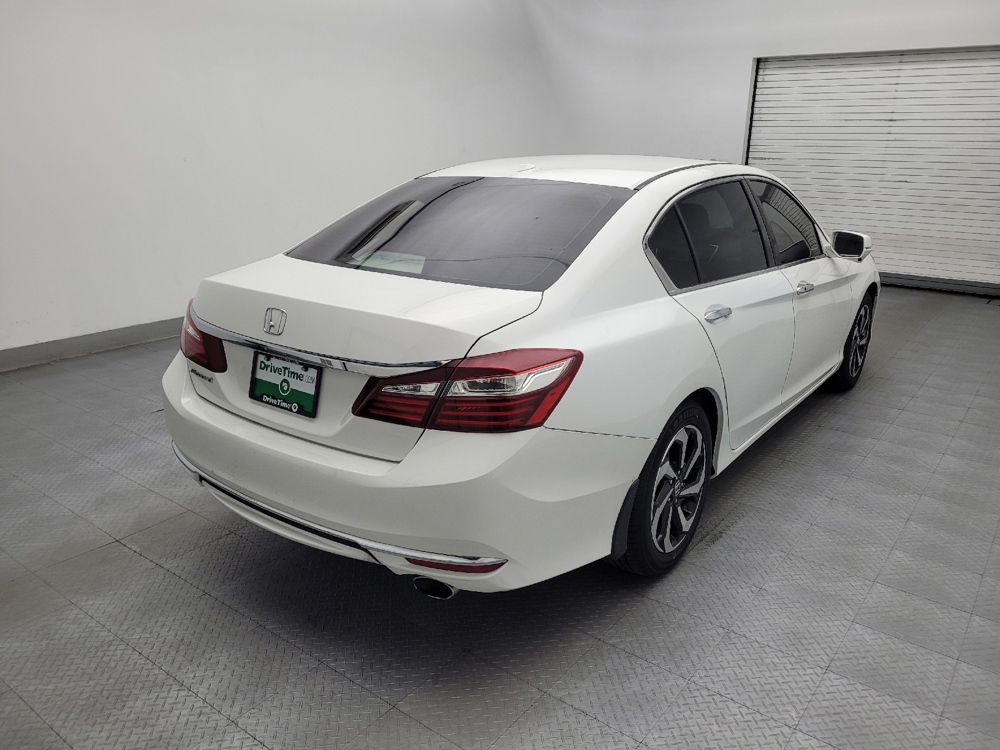 2017 Honda Accord EX - Photo 7
