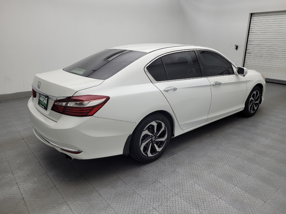 2017 Honda Accord EX - Photo 8