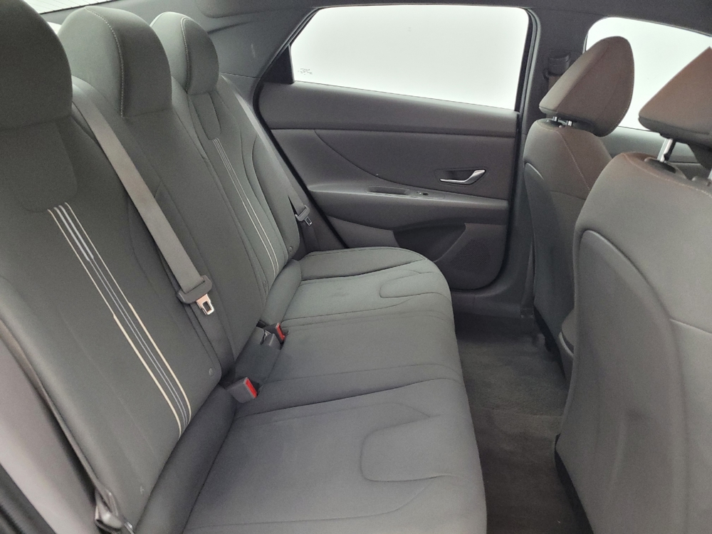 2023 Hyundai Elantra SEL - Photo 15