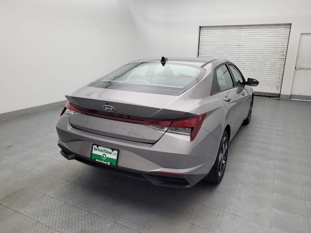 2023 Hyundai Elantra SEL - Photo 6