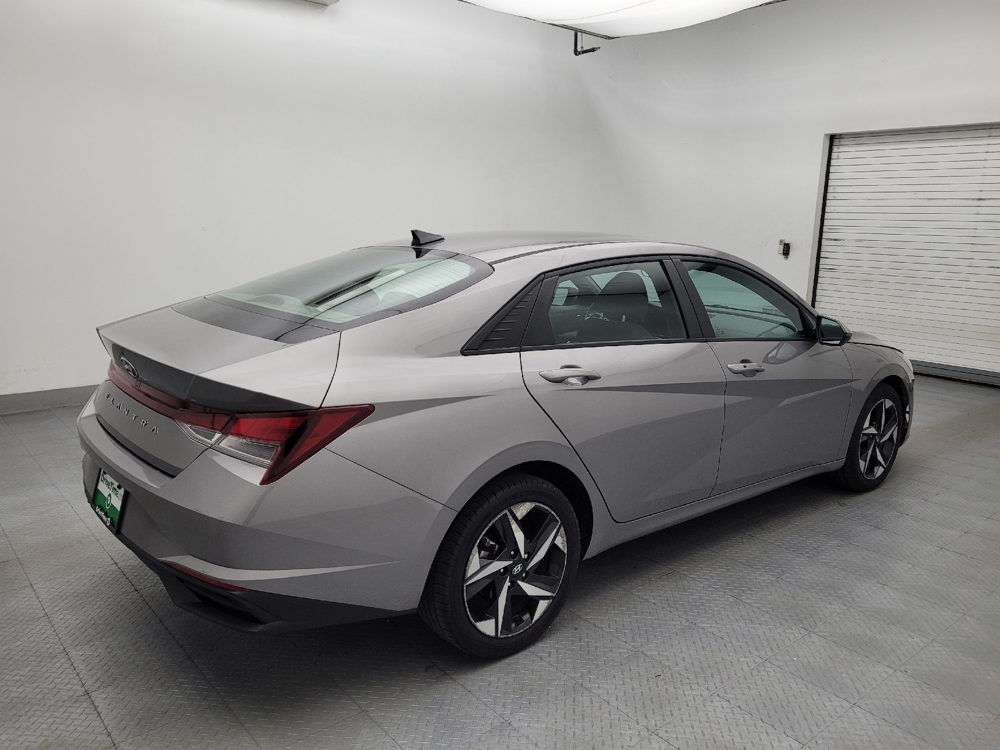2023 Hyundai Elantra SEL - Photo 7