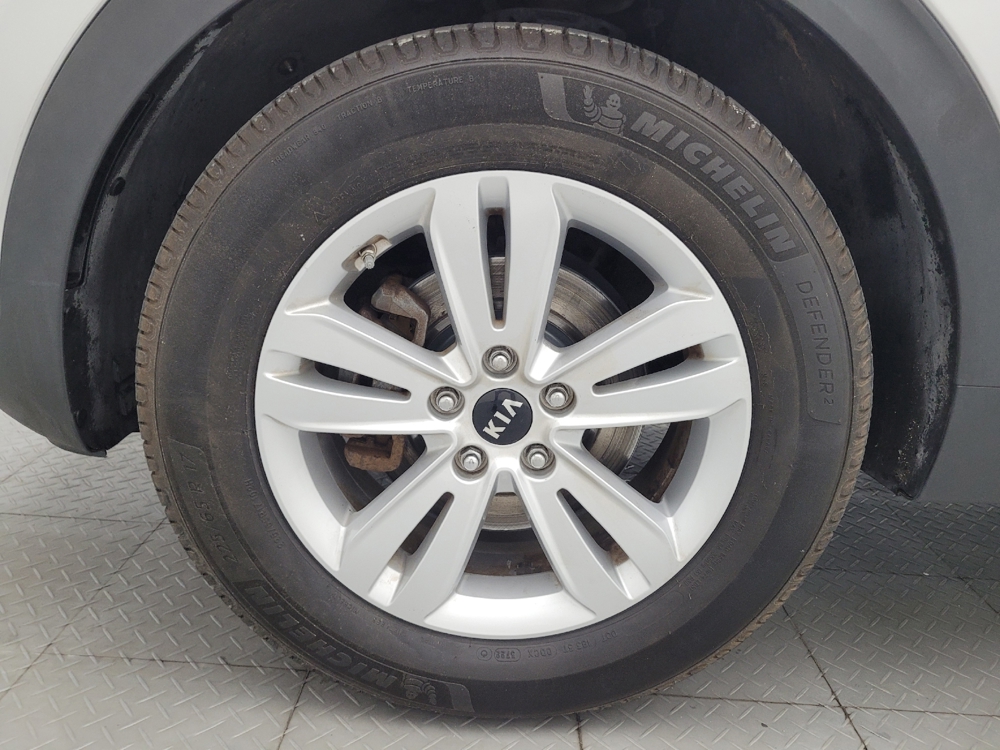 2017 Kia Sportage LX - Photo 24
