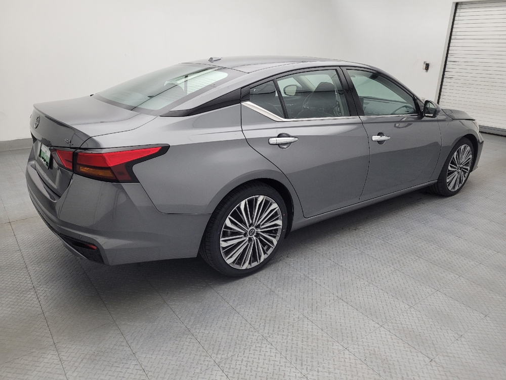 2023 Nissan Altima SL - Photo 8