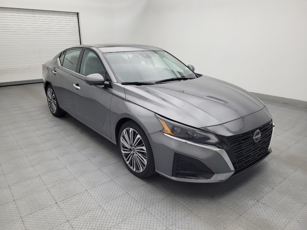 2023 Nissan Altima SL - Photo 10