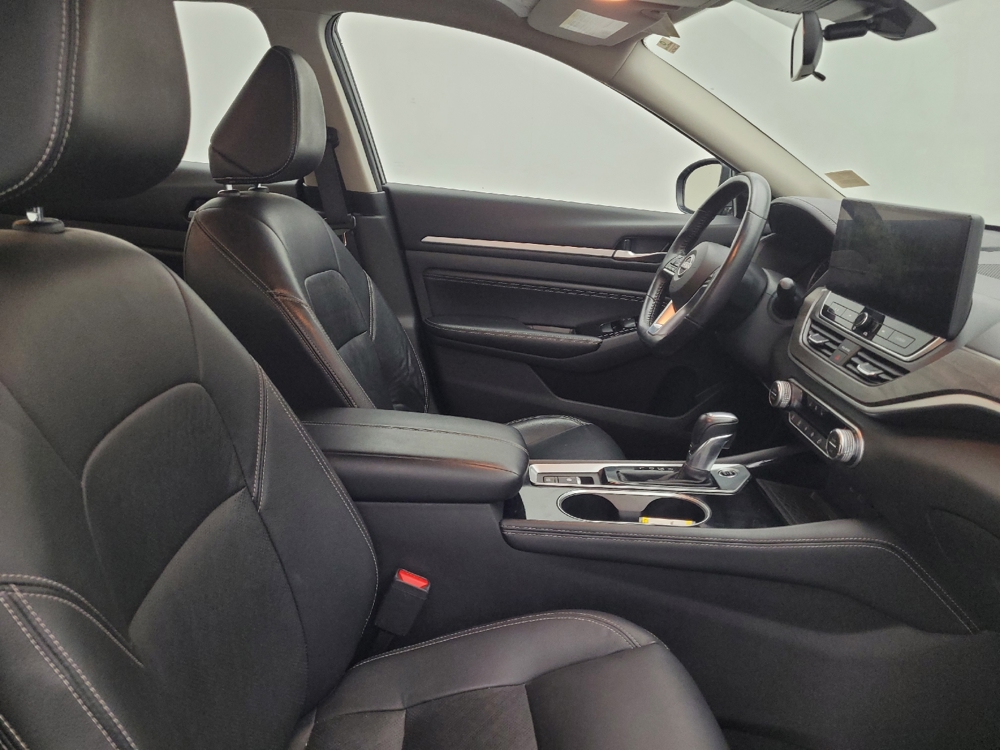 2023 Nissan Altima SL - Photo 16