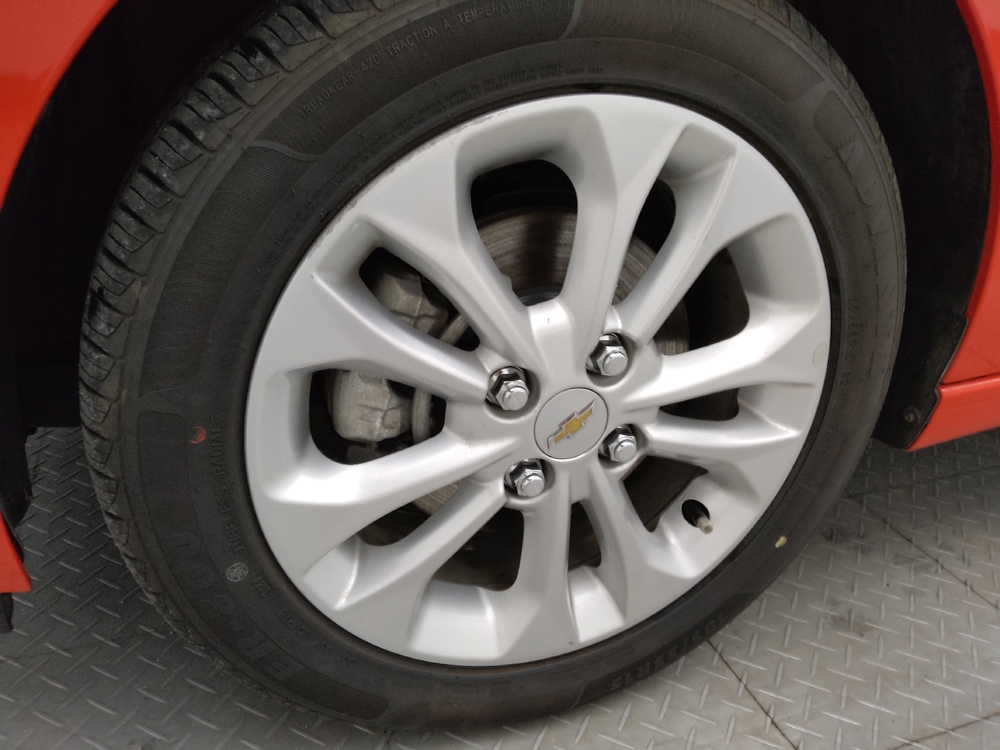 2021 Chevrolet Spark 1LT - Photo 24
