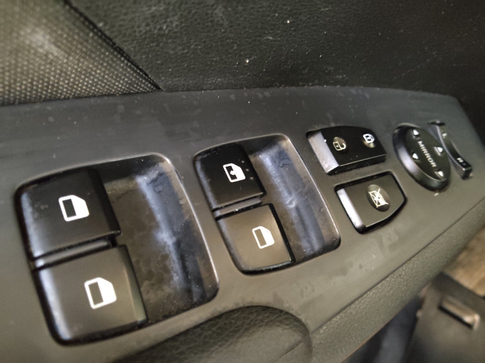 2019 Hyundai Accent SE - Photo 21