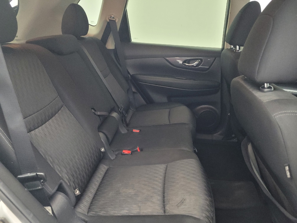 2018 Nissan Rogue SV - Photo 15