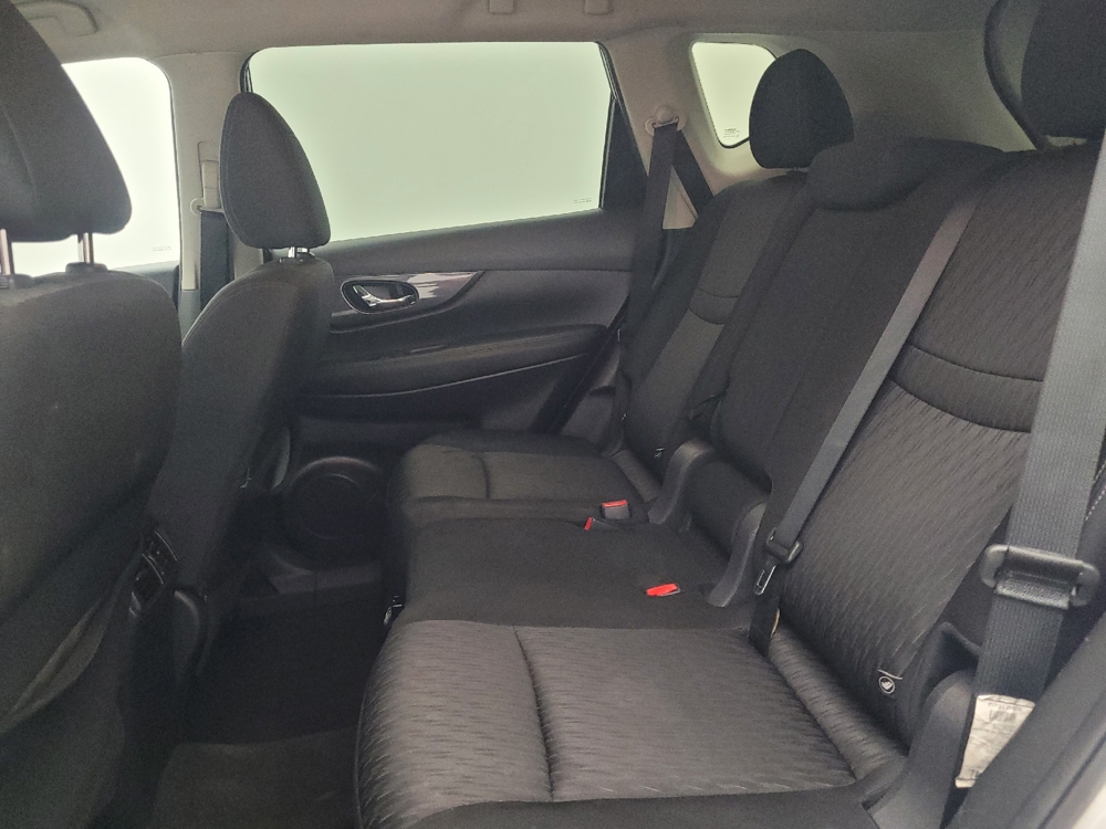 2018 Nissan Rogue SV - Photo 14