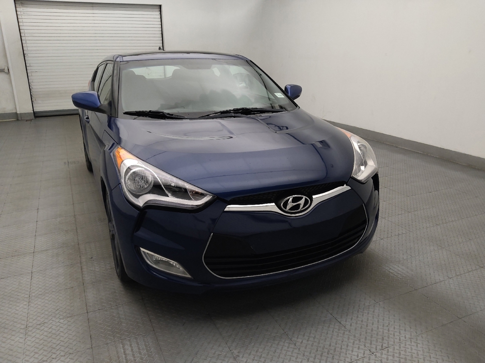 2017 Hyundai Veloster Value Edition - Photo 11
