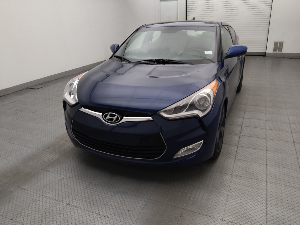 2017 Hyundai Veloster Value Edition - Photo 12