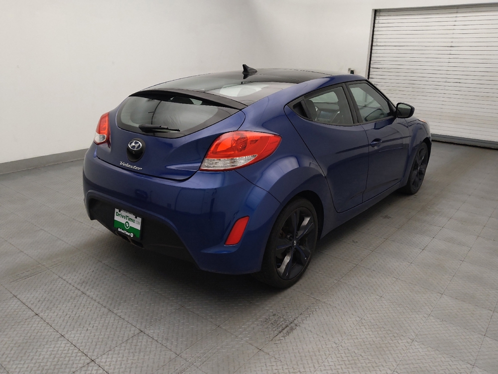2017 Hyundai Veloster Value Edition - Photo 7