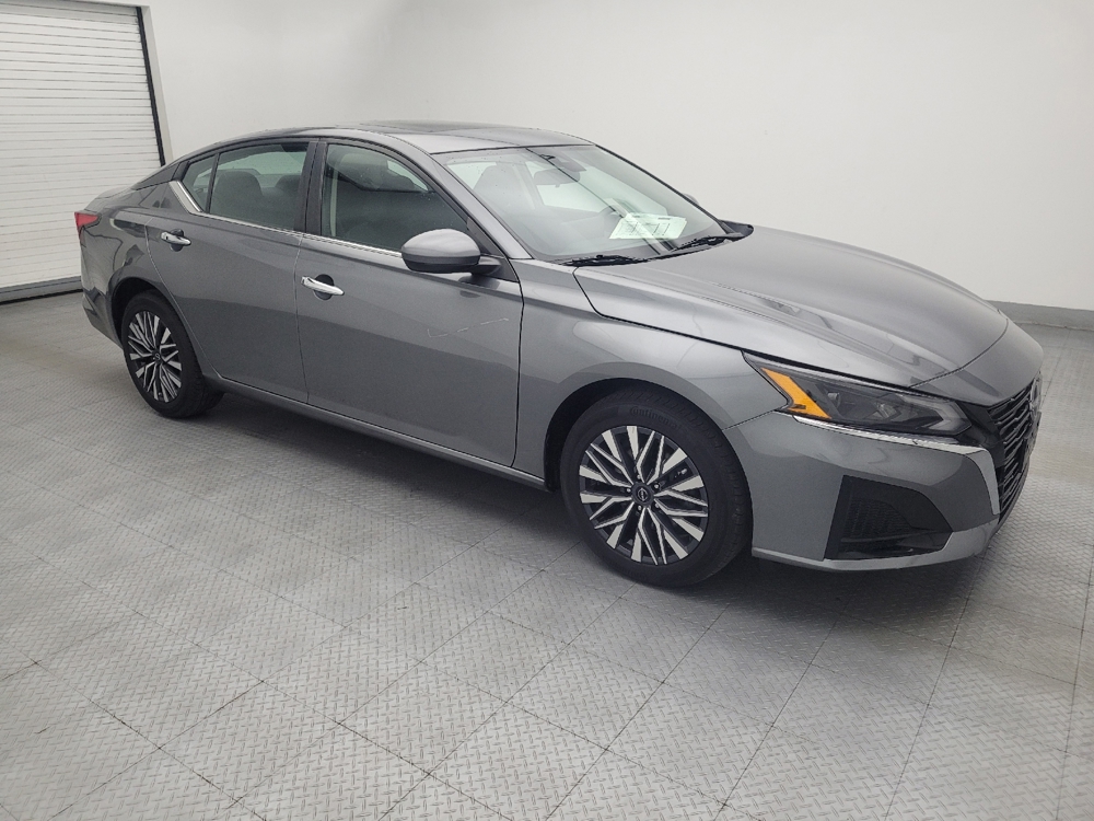 2023 Nissan Altima SV - Photo 9