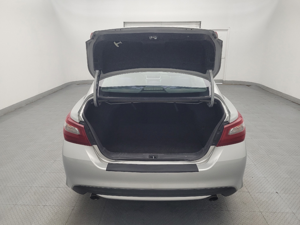 2018 Nissan Altima SV - Photo 22