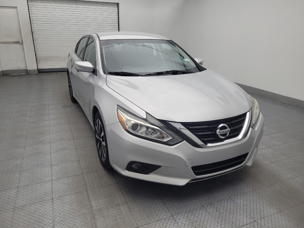 2018 Nissan Altima SV - Photo 11