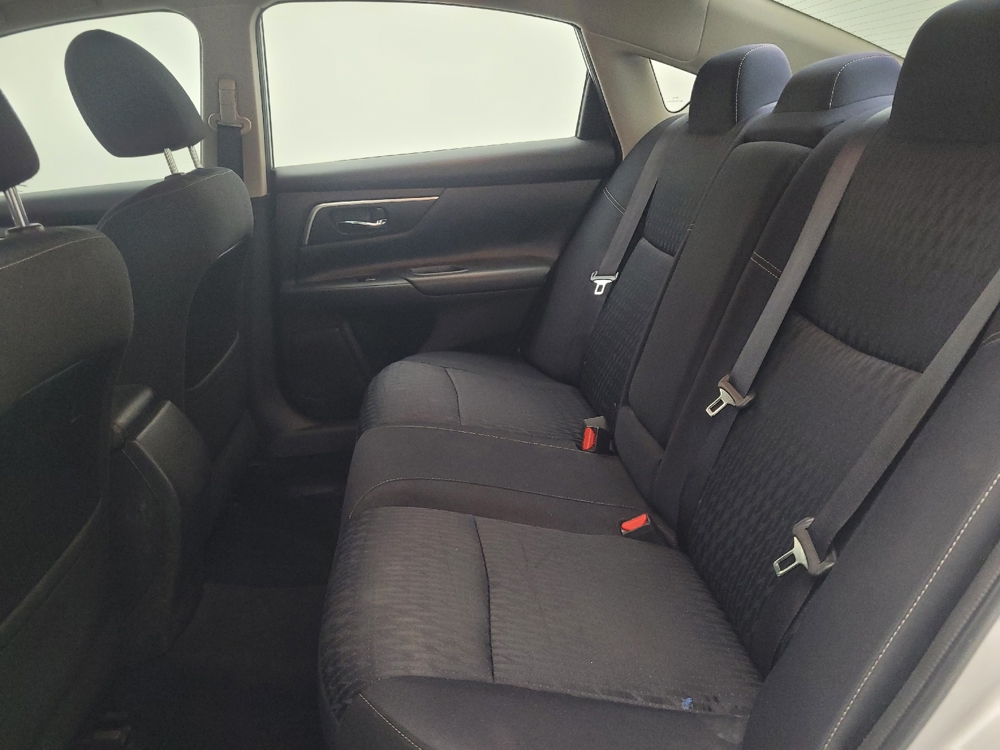 2018 Nissan Altima SV - Photo 14