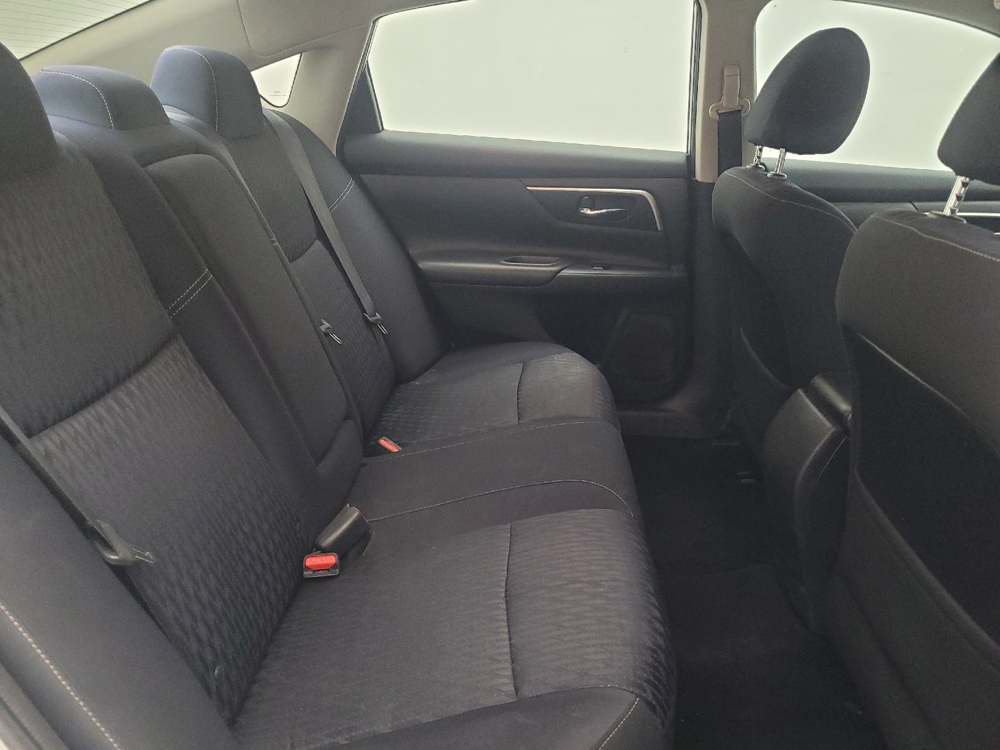 2018 Nissan Altima SV - Photo 15