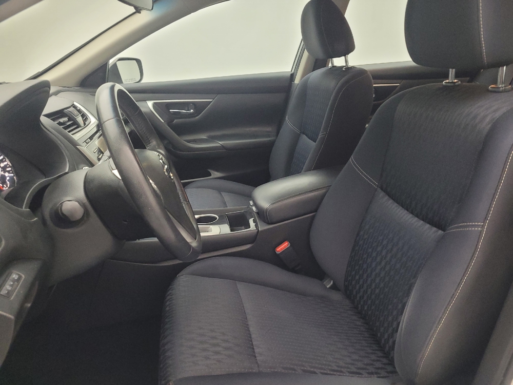 2018 Nissan Altima SV - Photo 13