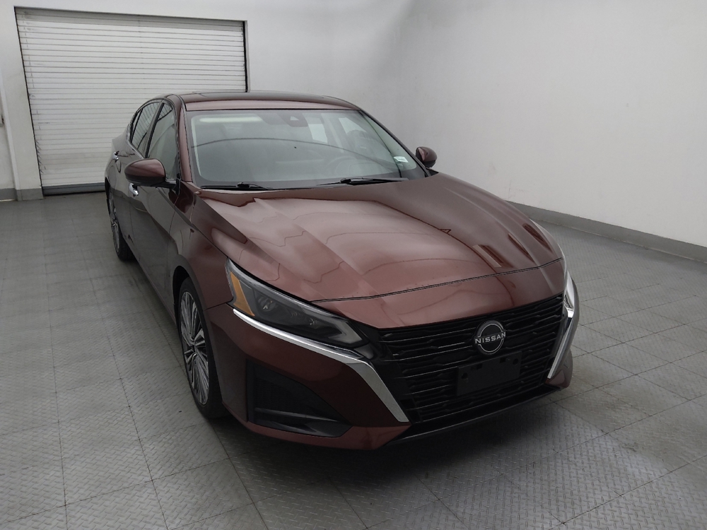 2023 Nissan Altima SL - Photo 11