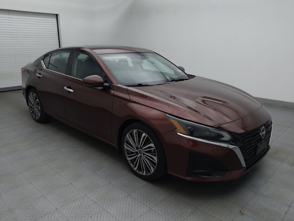 2023 Nissan Altima SL - Photo 10