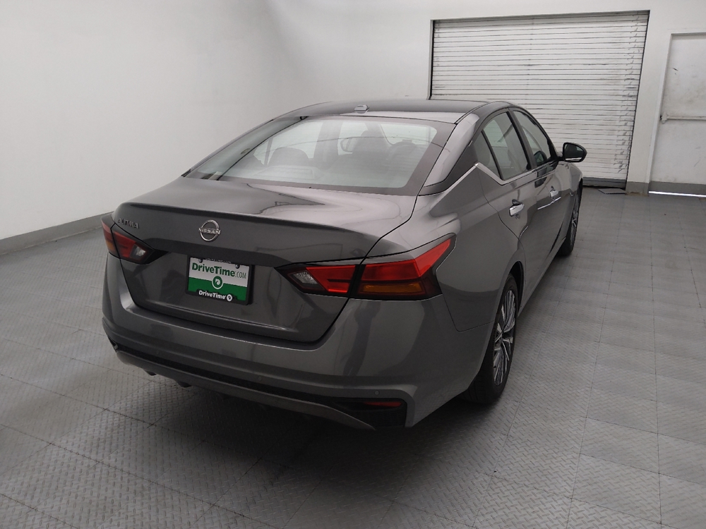 2025 Nissan Altima SV - Photo 6